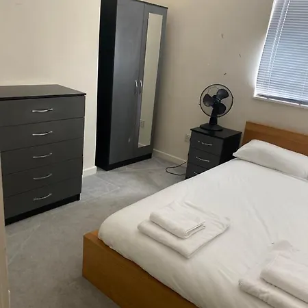 Cosy One Bedroom Near Stoke Croft!! Central!!