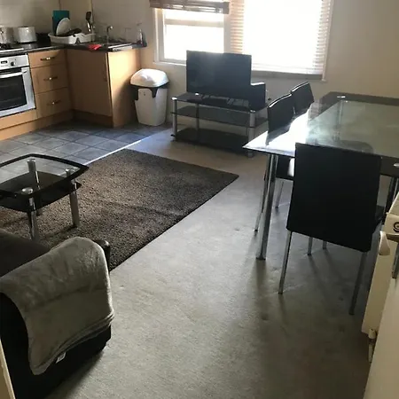 Cosy One Bedroom Near Stoke Croft!! Central!!